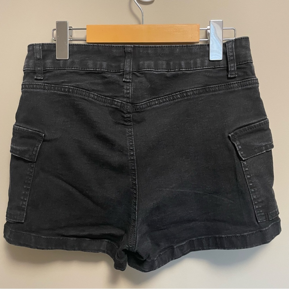 Refuge Denim Black Cargo Jean Shorts Women’s Size 7 - Picture 6 of 6